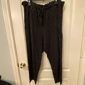 Torrid size 2 pinstripe pants gathered at waist straight at bottom.